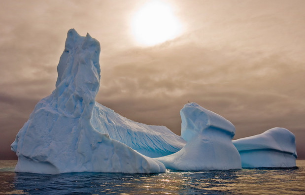 icebergs-en-antarctique_620x465.jpg